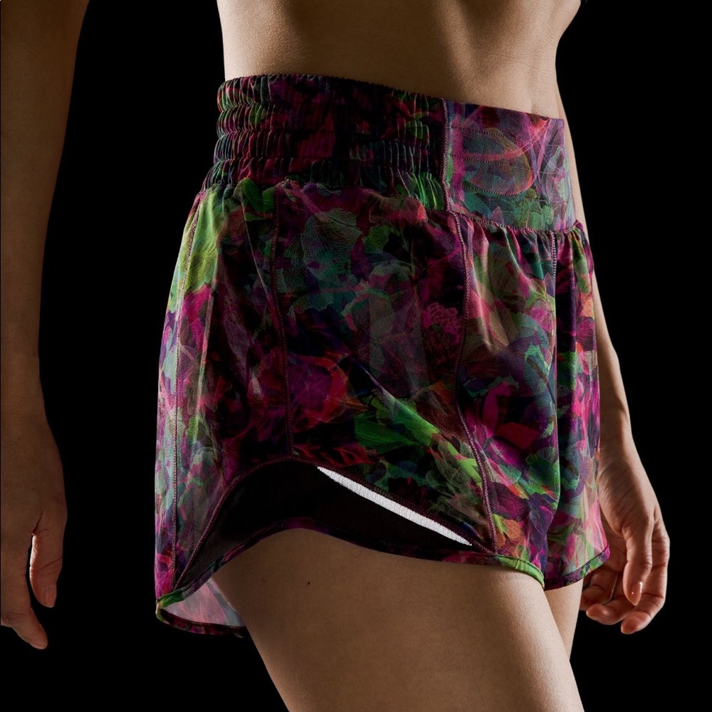 LULULEMON HOTTY HOT HIGH RISE 2.5 - Picture 5 of 6